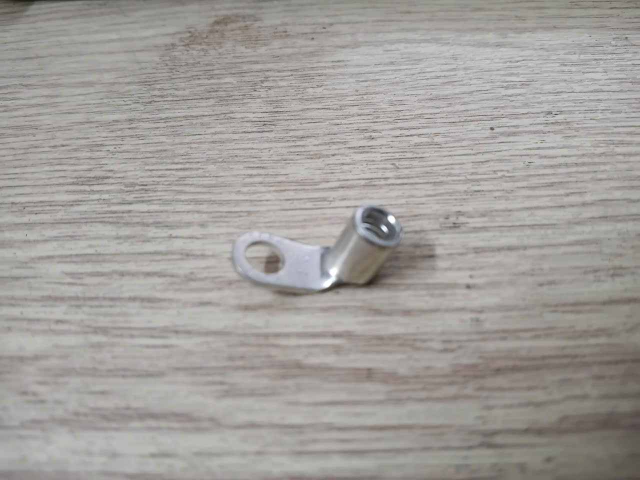 RNBS8-5-90D ring terminal